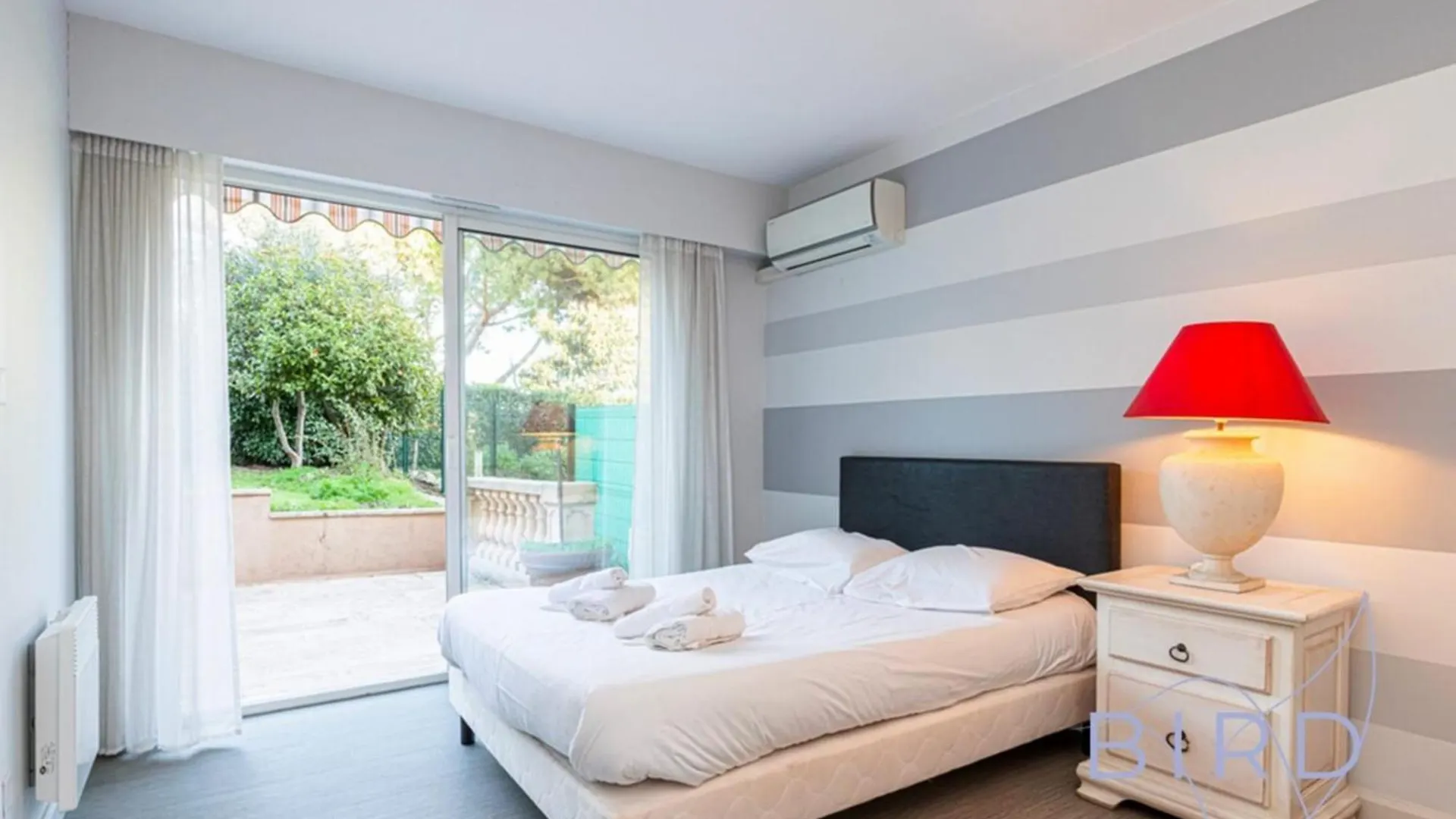 Spacious Apartment Pool And Parking Antibes