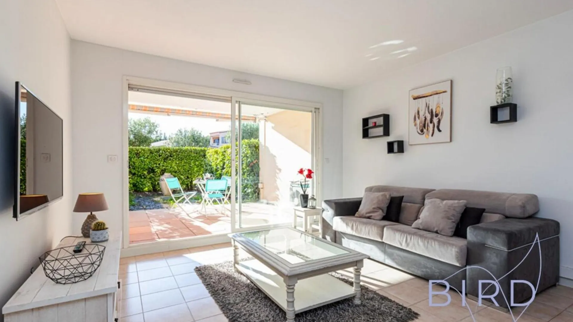 Spacious Apartment Pool And Parking Antibes Francie